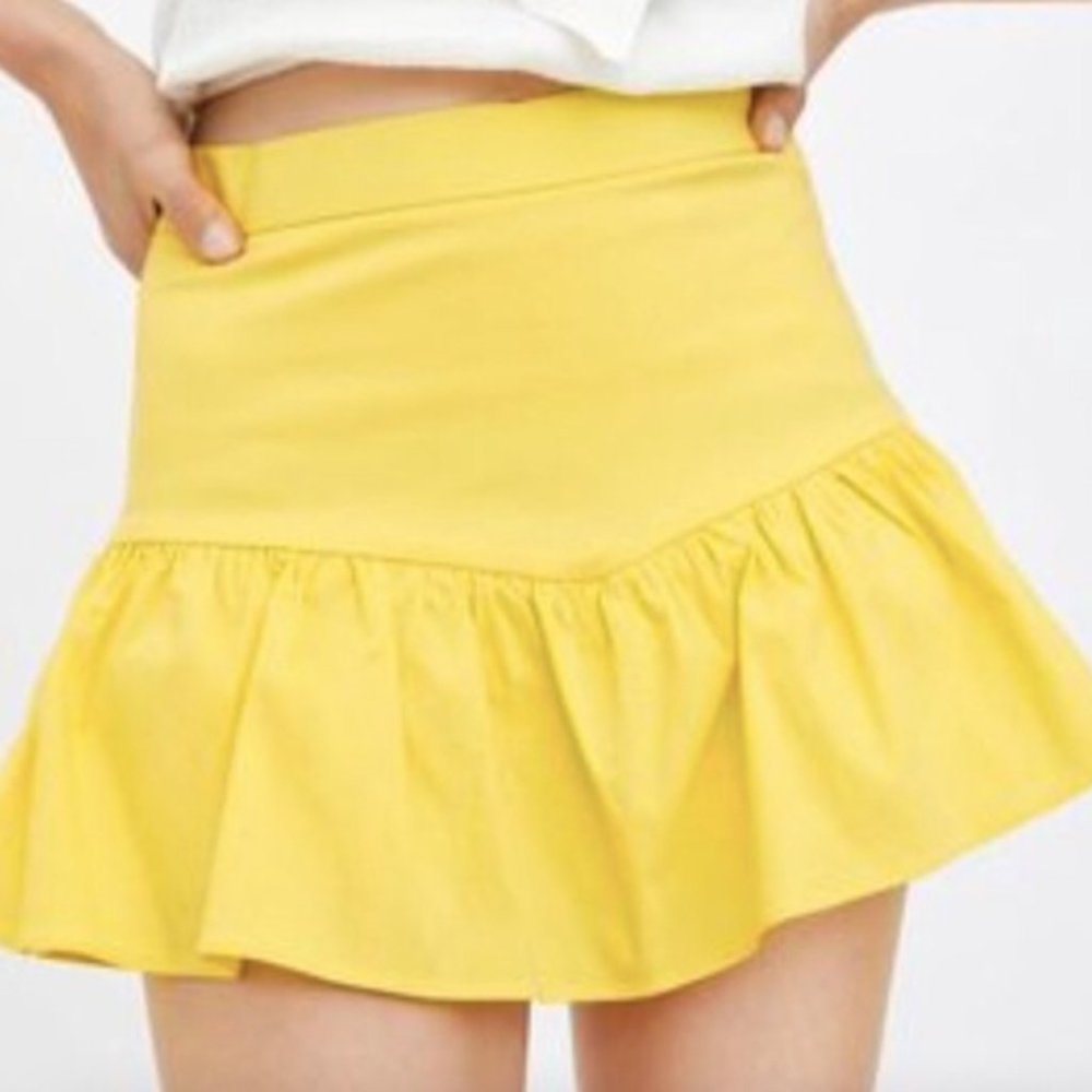 zara yellow ruffle mini skort